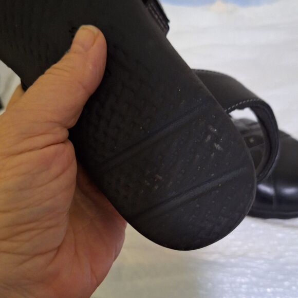 Clark's Collection Women's Sandals Ultimate Comfort Strappy Low Heel NWT  9.5 - Picture 8 of 12